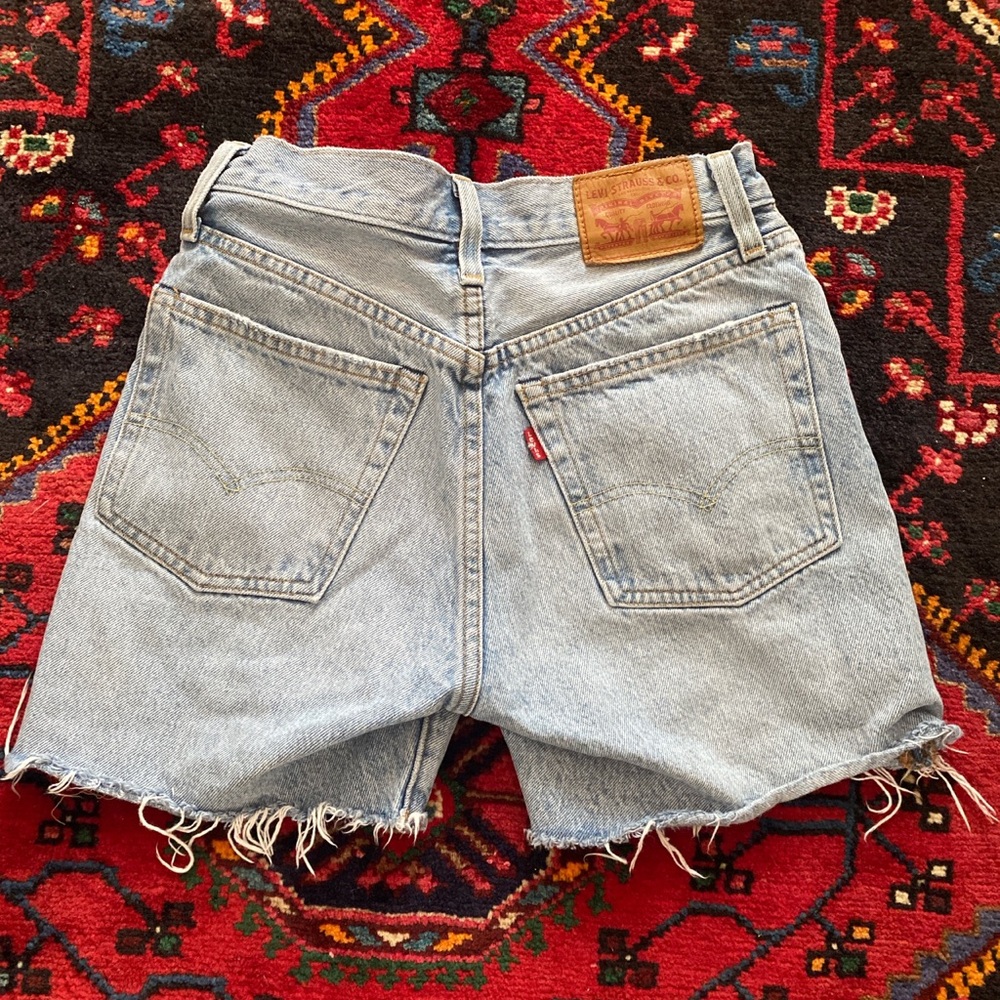 Levi’s denim shorts in light blue